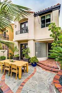 405 22nd Street Huntington Beach, CA 92648