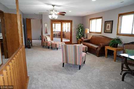 1401 106th Street W Bloomington, MN 55431