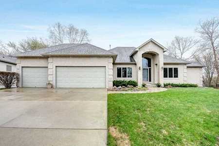 1097 Falls Curve Chaska, MN 55318