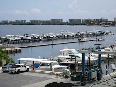 806 E Windward Way #407 Lantana, FL 33462