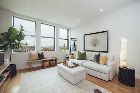 285 Columbus Ave #706 Boston, MA 02116