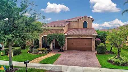 7364 NW 112th Ter Parkland, FL 33076