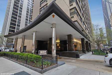 850 N Dewitt Place #17G Chicago, IL 60611