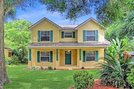 110 W Oakland Avenue Oakland, FL 34760