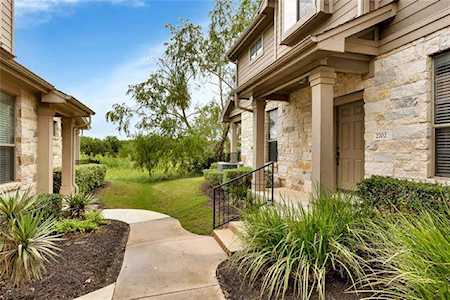9201 Brodie Ln #2702 Austin, TX 78748