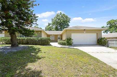 620 Hattaway Drive Altamonte Springs, FL 32701
