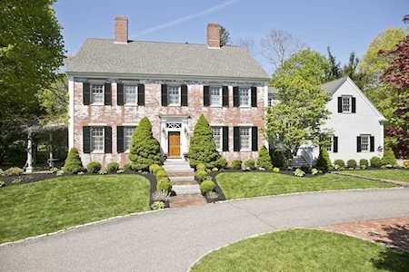 3 Alexandra Way Hingham, MA 02043