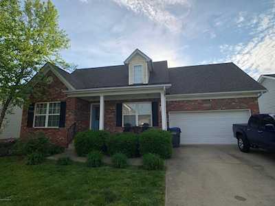 9304 Pinto Ct Louisville, KY 40118