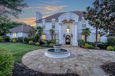 698 Garden Court Southlake, TX 76092