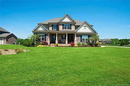3008 Rocky Hollow Dr Waxhaw, NC 28173