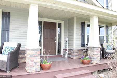 809 Riverview Lane Belle Plaine, MN 56011