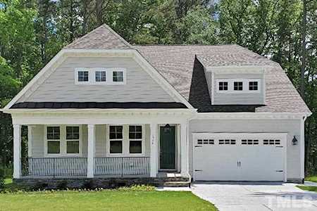 1704 Castling Court Wake Forest, NC 27587
