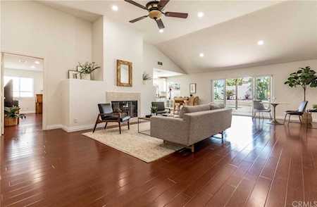 964 Grove Place Costa Mesa, CA 92627
