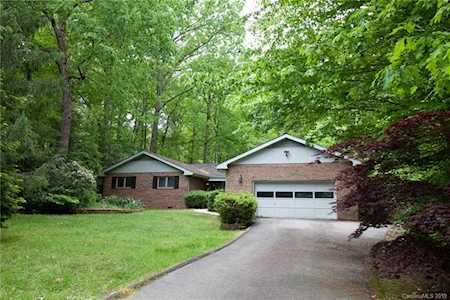 10 Spring Lake Dr Mills River, NC 28759