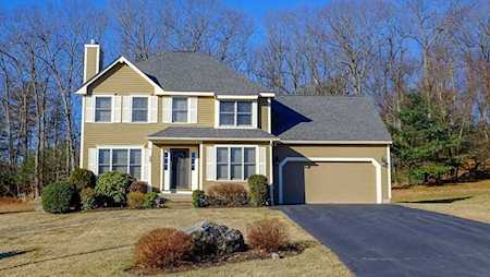92 Stoney Hill Road Shrewsbury, MA 01545