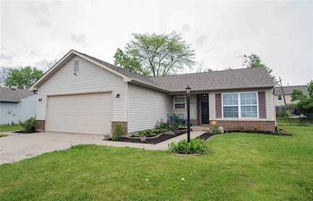 7281 Woodside Drive Avon, IN 46123