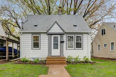 1932 Malvern Street Lauderdale, MN 55113