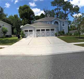 833 La Gran Via Lane Apopka, FL 32703