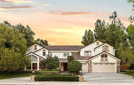 27562 Lost Trail Drive Laguna Hills, CA 92653