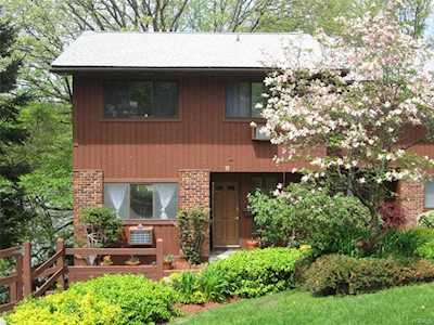 73 Coachlight Square Cortlandt, NY 10548