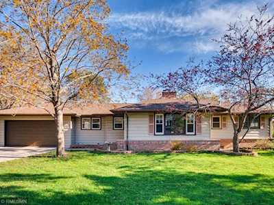 2418 Gilbert Lane South Saint Paul, MN 55075