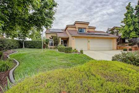 5345 Triple Crown Dr. Bonsall, CA 92003