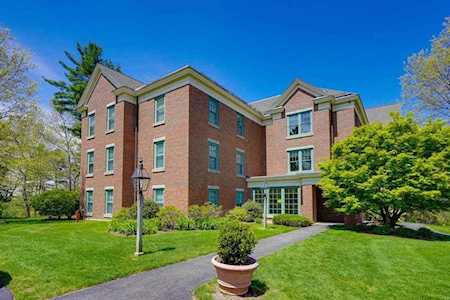 78 Forest Ridge #204 Concord, MA 01742