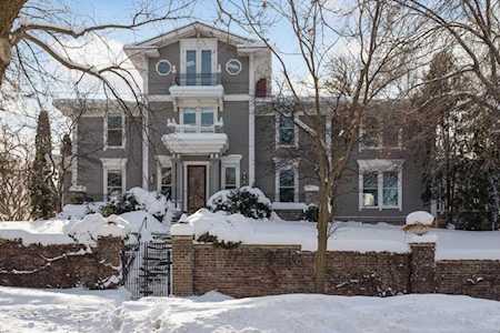 1903 Mount Curve Avenue Minneapolis, MN 55403