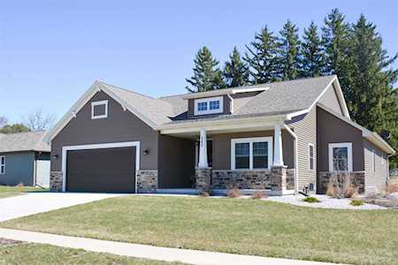 262 Meadow Ln Columbus, WI 53925