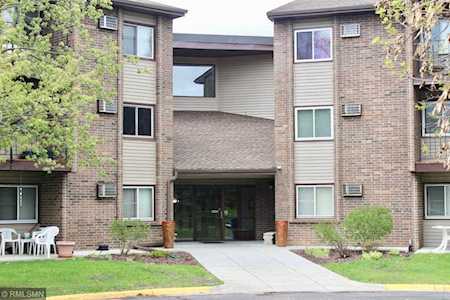 3425 Golfview Drive #207 Eagan, MN 55123