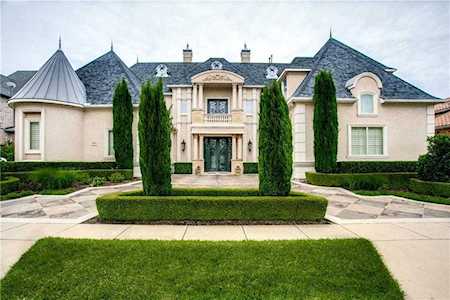 10127 Tate Lane Frisco, TX 75033