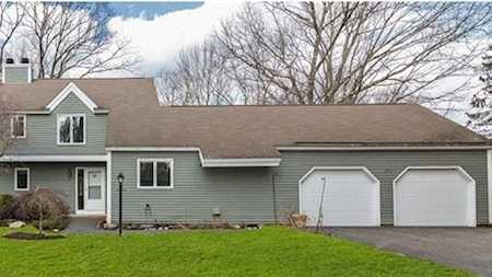 16 Steepletree Ln #16 Wayland, MA 01778
