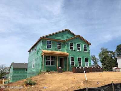 10224 Park Lake Dr Louisville, KY 40229
