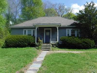 547 Pleasant St Weymouth, MA 02190