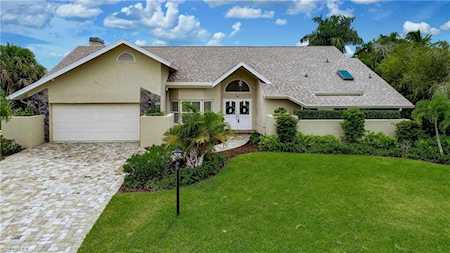 6930 Julie Ann Ct Fort Myers, FL 33919