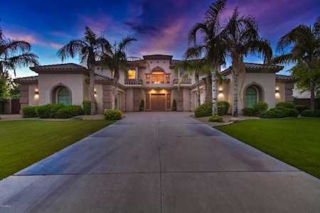 2732 S Balboa Drive Gilbert, AZ 85295