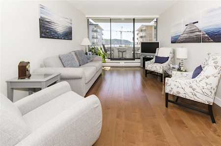 1341 Clyde Avenue #502 West Vancouver, BC V7T 1E8