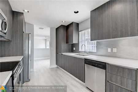 12504 Crystal Pointe Dr #201 Boynton Beach, FL 33437