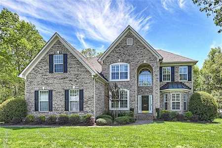 3006 Chisholm Ct Waxhaw, NC 28173