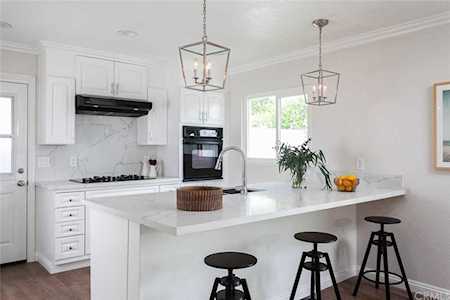 3286 California Street Costa Mesa, CA 92626