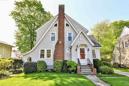 369 Pleasant St Milton, MA 02186