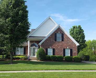 4602 Oak Forest Rd Louisville, KY 40245