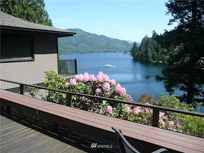 679 N Lake Samish Dr Bellingham, WA 98229