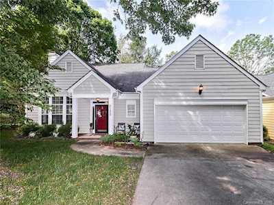6139 Park Hill Rd Charlotte, NC 28277