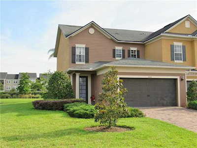 10033 Moorshire Circle Orlando, FL 32829