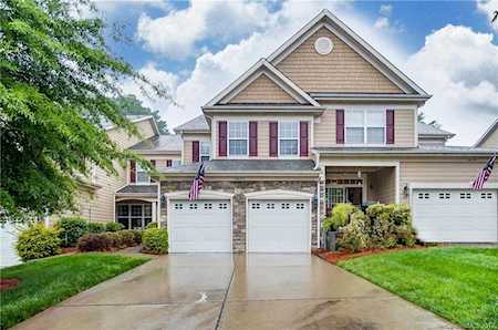 1057 Silver Gull Dr Tega Cay, SC 29708