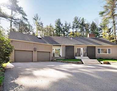 55 Lowell Drive Stow, MA 01775