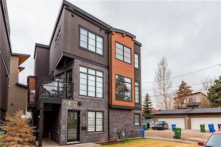 125 41 Avenue SW Calgary, AB T2S 3H3