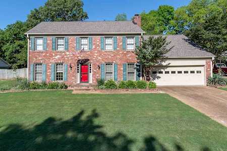 3023 Circle Gate Dr Germantown, TN 38138