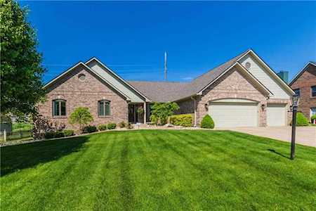7002 Hunters Ridge Drive Plainfield, IN 46168